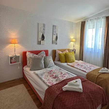 Saranda سوبيتارسكا دراغا