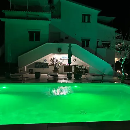 Saranda Supetarska Draga