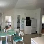 Saranda Supetarska Draga