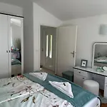 Saranda * Supetarska Draga