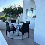 Apartment Saranda Supetarska Draga