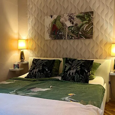 Saranda Daire Supetarska Draga