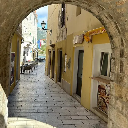 Apartament Saranda *
