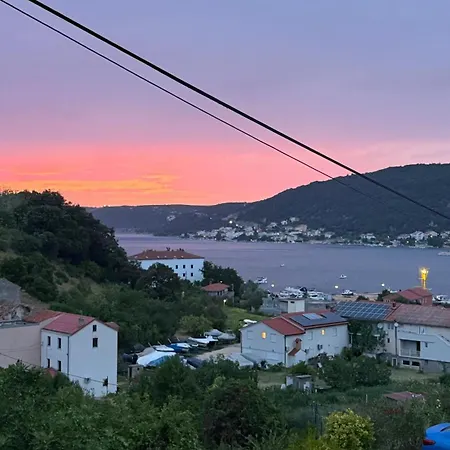 Saranda Apartment Supetarska Draga