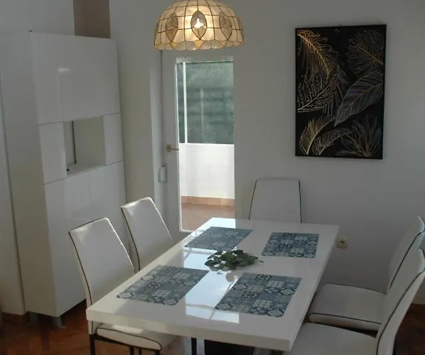 Saranda Apartamento *