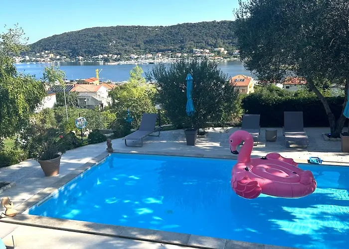 Saranda Apartman Supetarska Draga